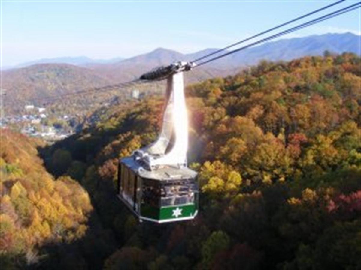 Mountain Springs Chalet Gatlinburg Eksteriør billede