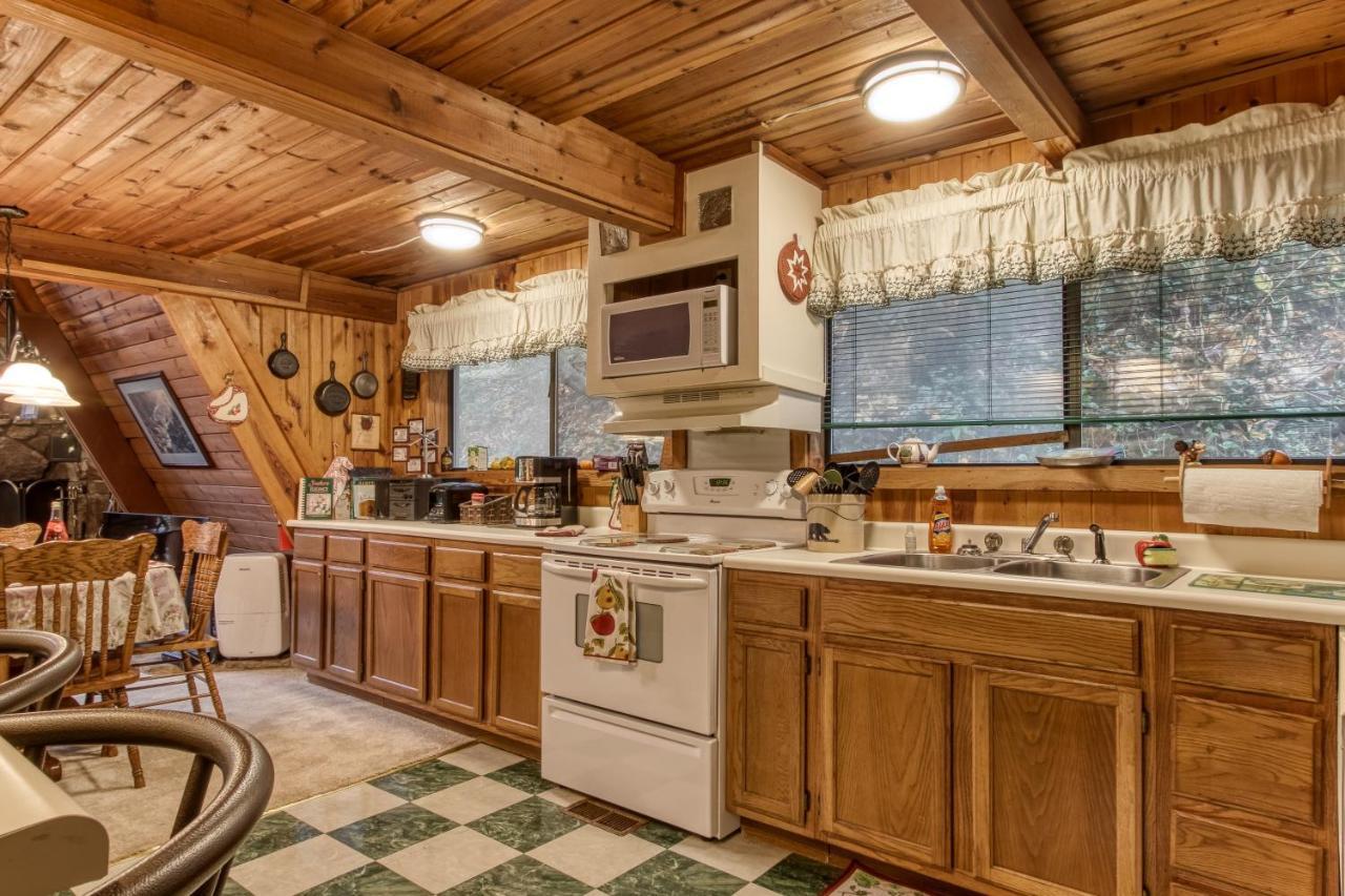 Mountain Springs Chalet Gatlinburg Eksteriør billede