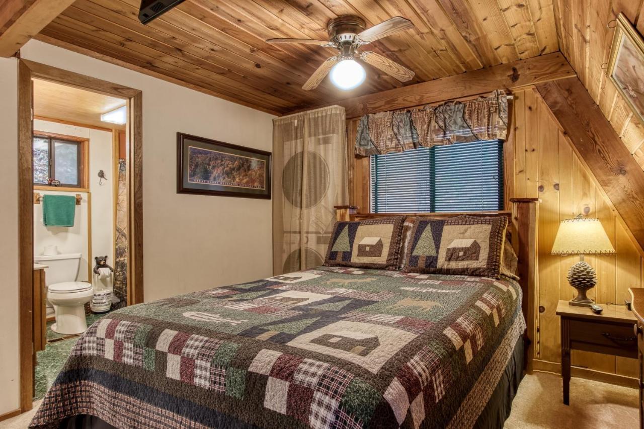 Mountain Springs Chalet Gatlinburg Eksteriør billede